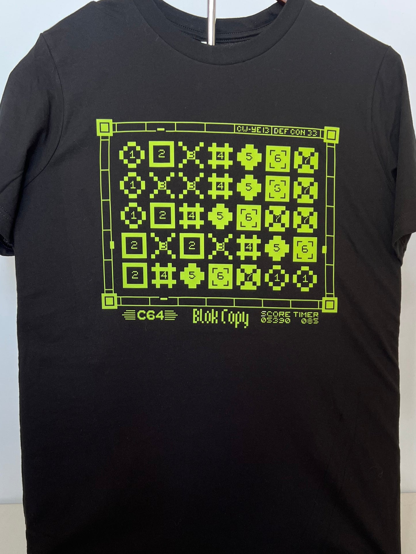 Blokcopy - C64 Puzzle T-Shirt